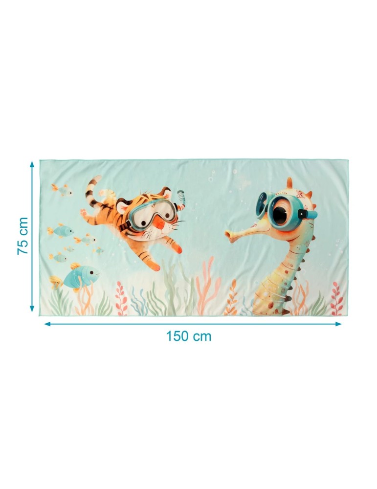 La toalla de playa o piscina de Kiokids es perfecta para abrazar a tu bebé después del baño.